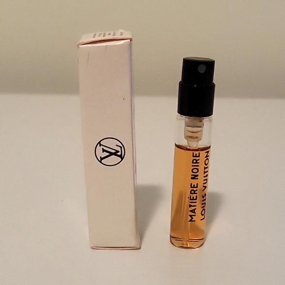 Louis Vuitton Samples - Picture 1 of 3